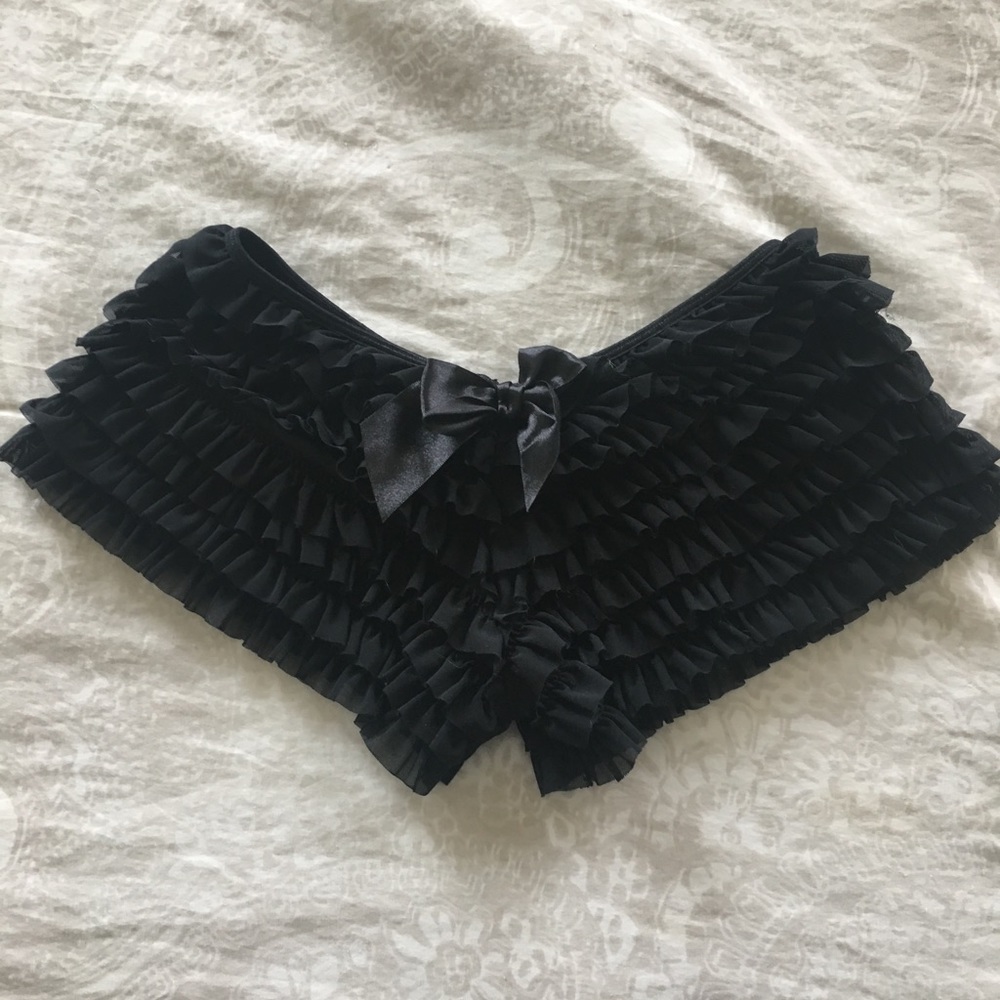 ✨ Ruffle Bloomers ✨